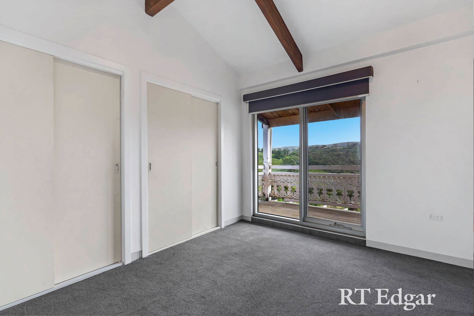 Property Gallery Thumbnail 5