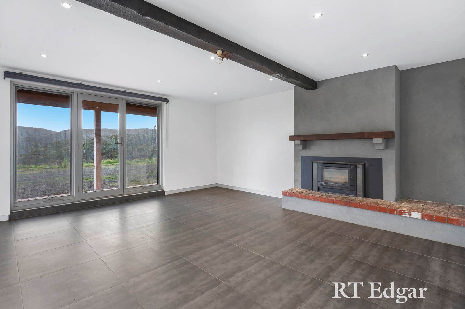 Property Gallery Thumbnail 10