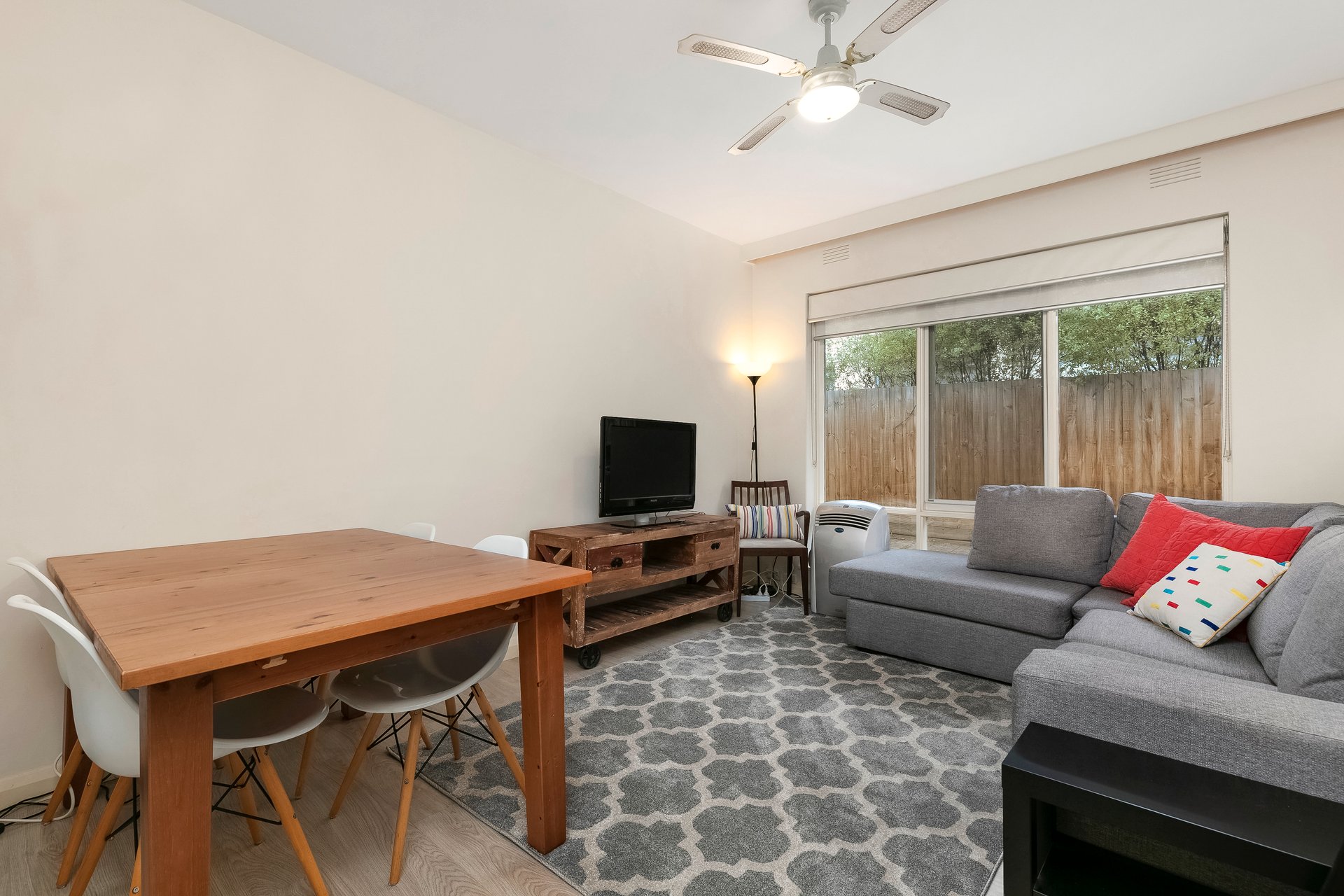 Property Gallery Thumbnail 3