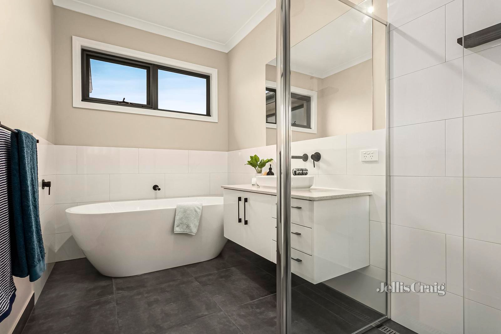 37a Milleara Road, Keilor East image 5