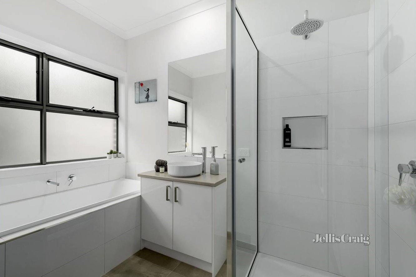 37A Shirley Street, Mooroolbark image 11