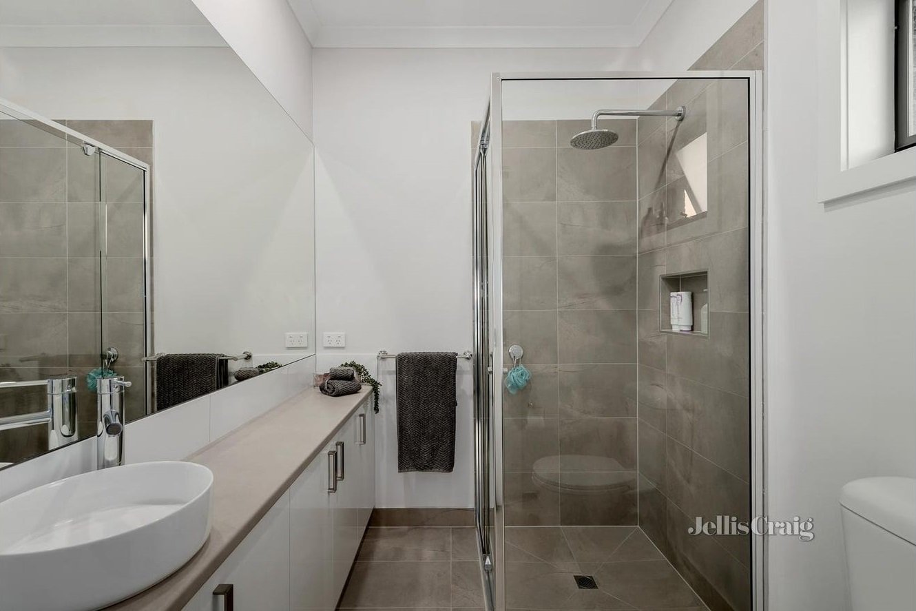 37A Shirley Street, Mooroolbark image 9