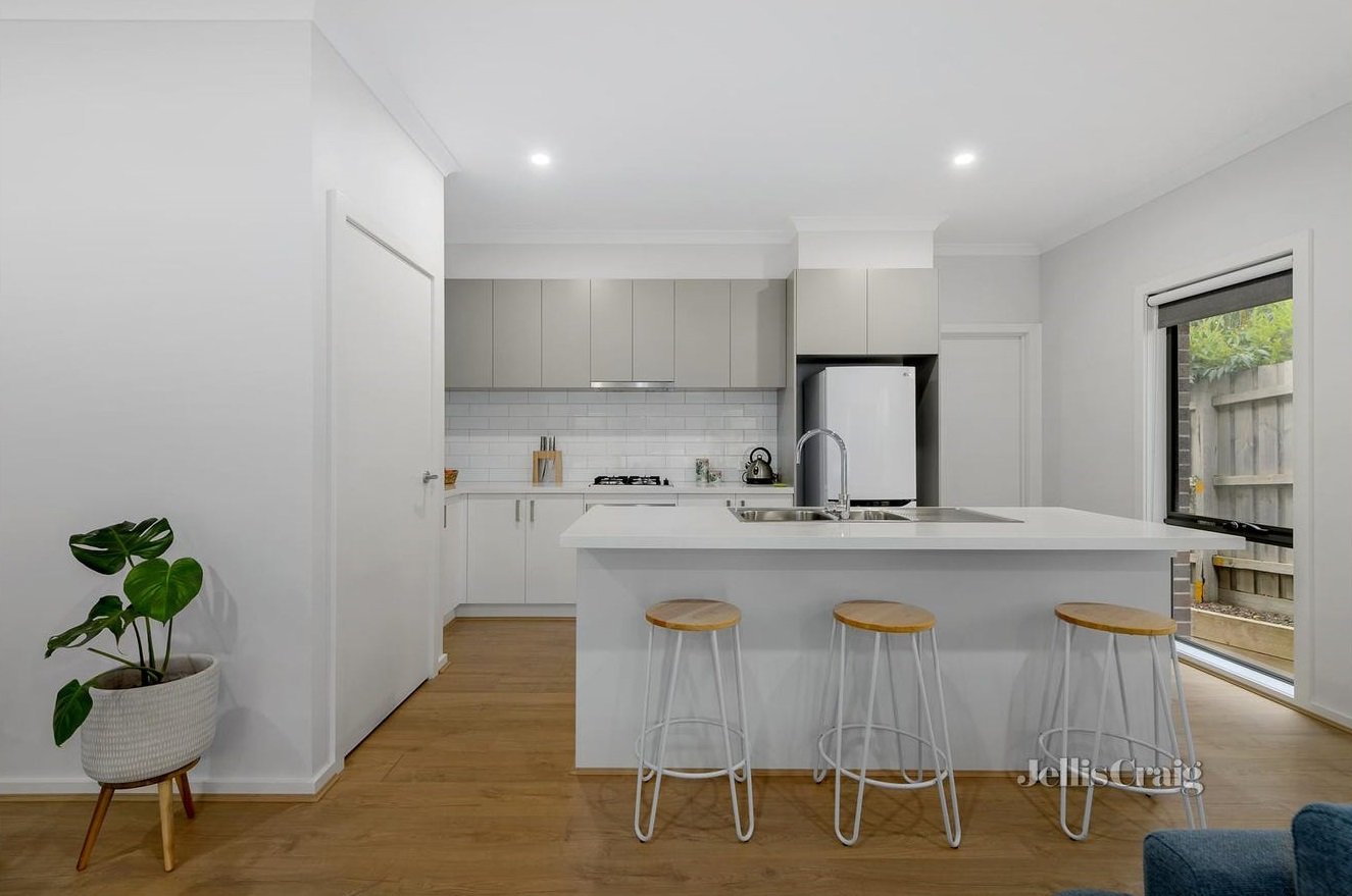 37A Shirley Street, Mooroolbark image 4