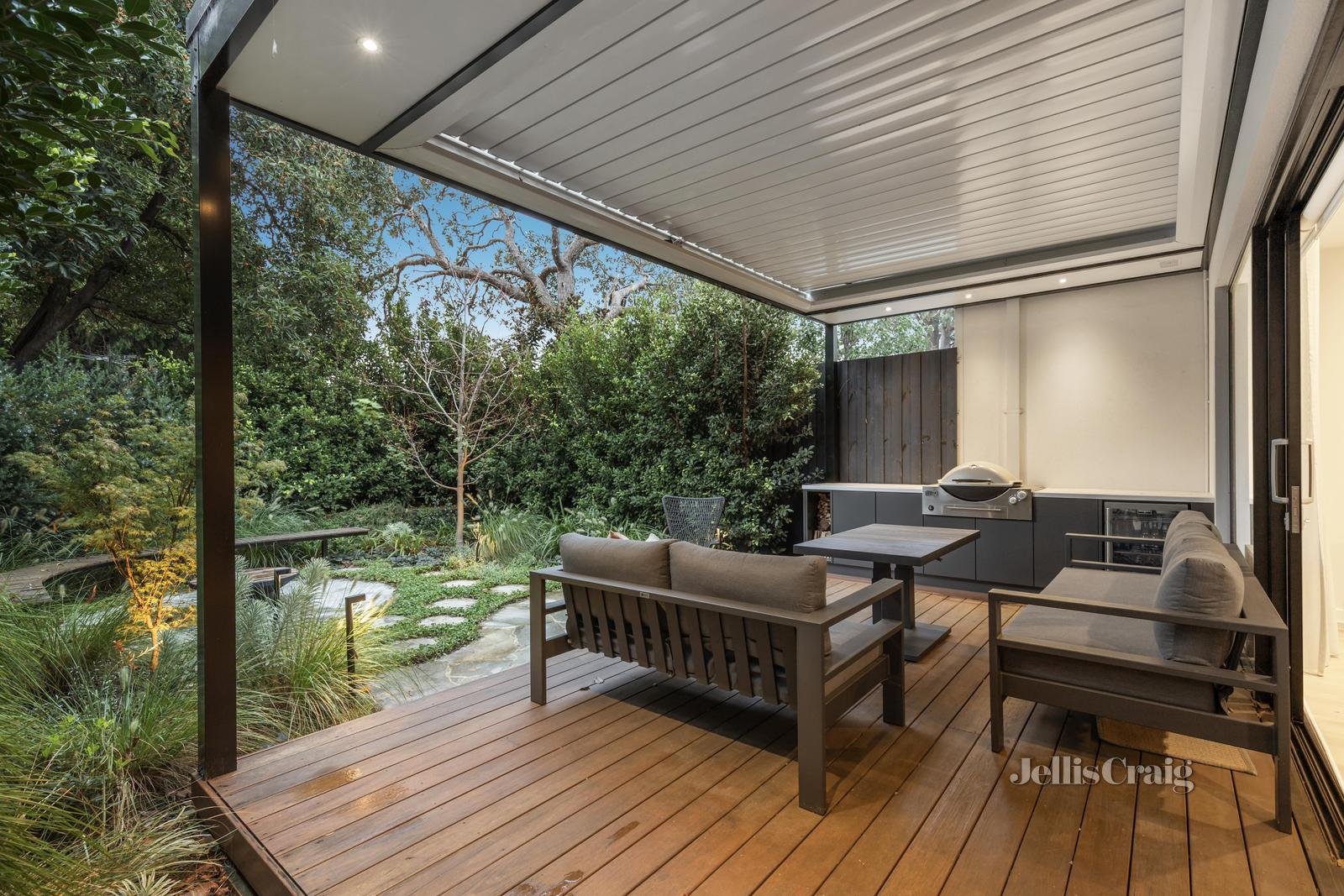 37a Wright Street, Bentleigh image 5