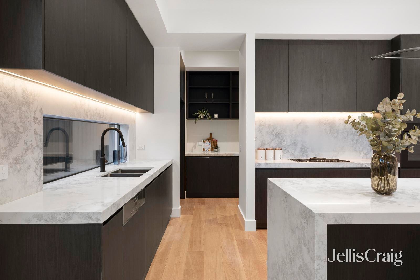 37b Barrington Street, Bentleigh&nbsp;East image 4