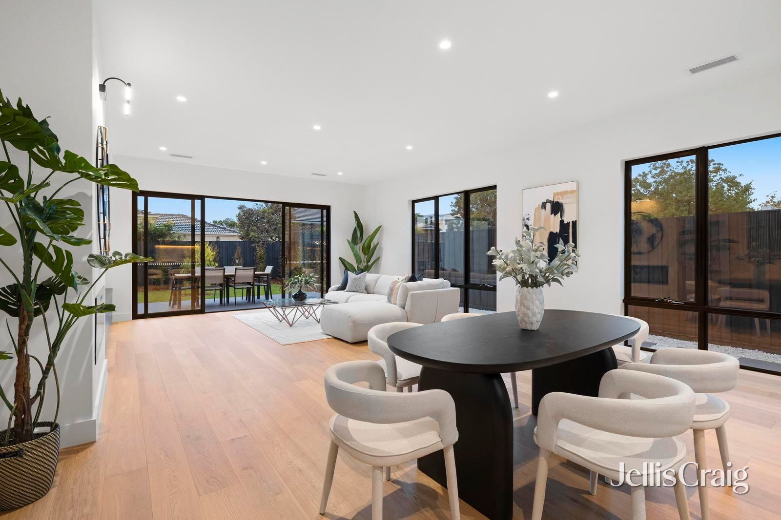 37b Barrington Street, Bentleigh&nbsp;East image 5