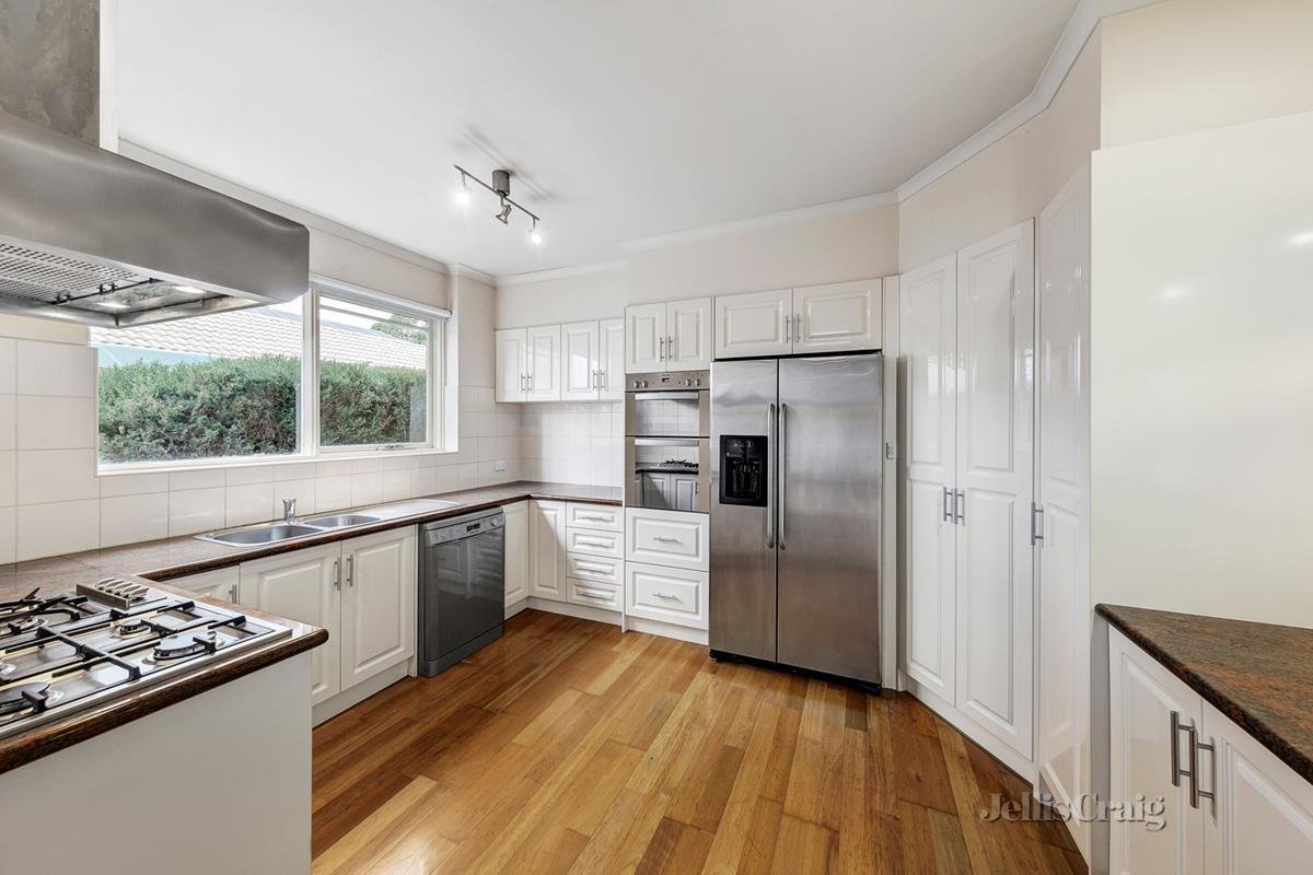 38 Alexandra Avenue, Canterbury image 3