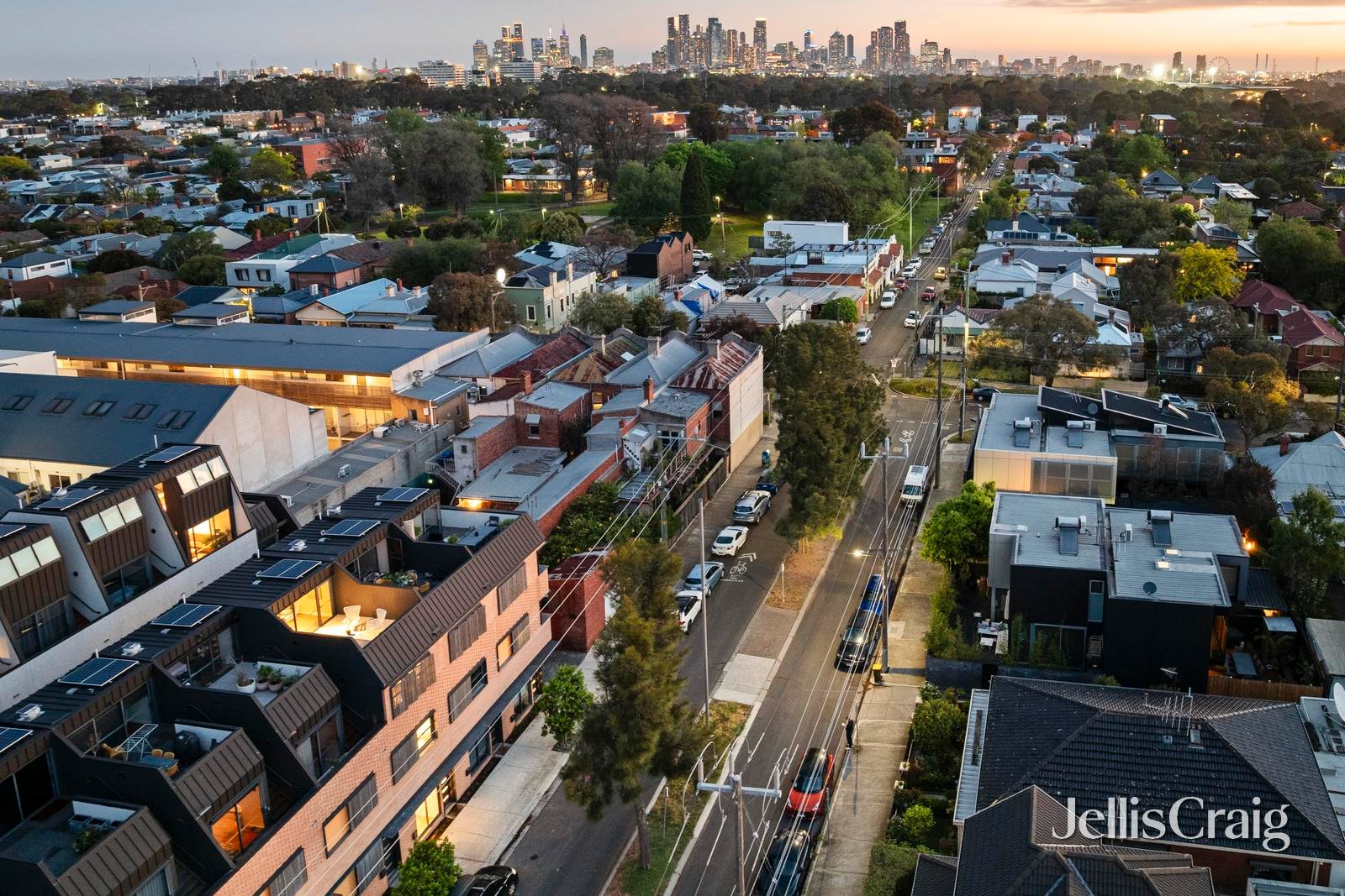 3/8 Barry Street, Brunswick image 19