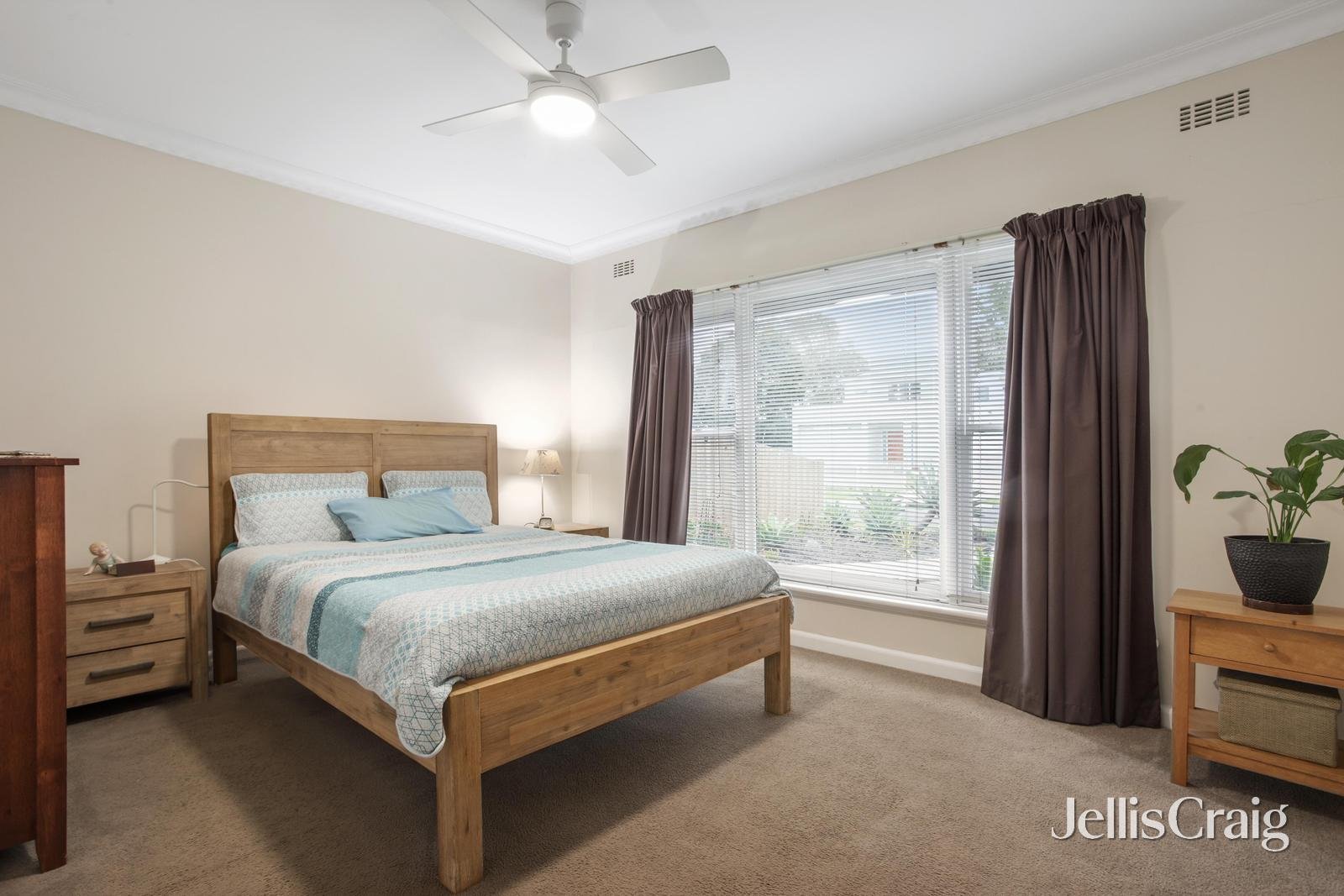 38 Bennett Avenue, Mount Waverley image 5