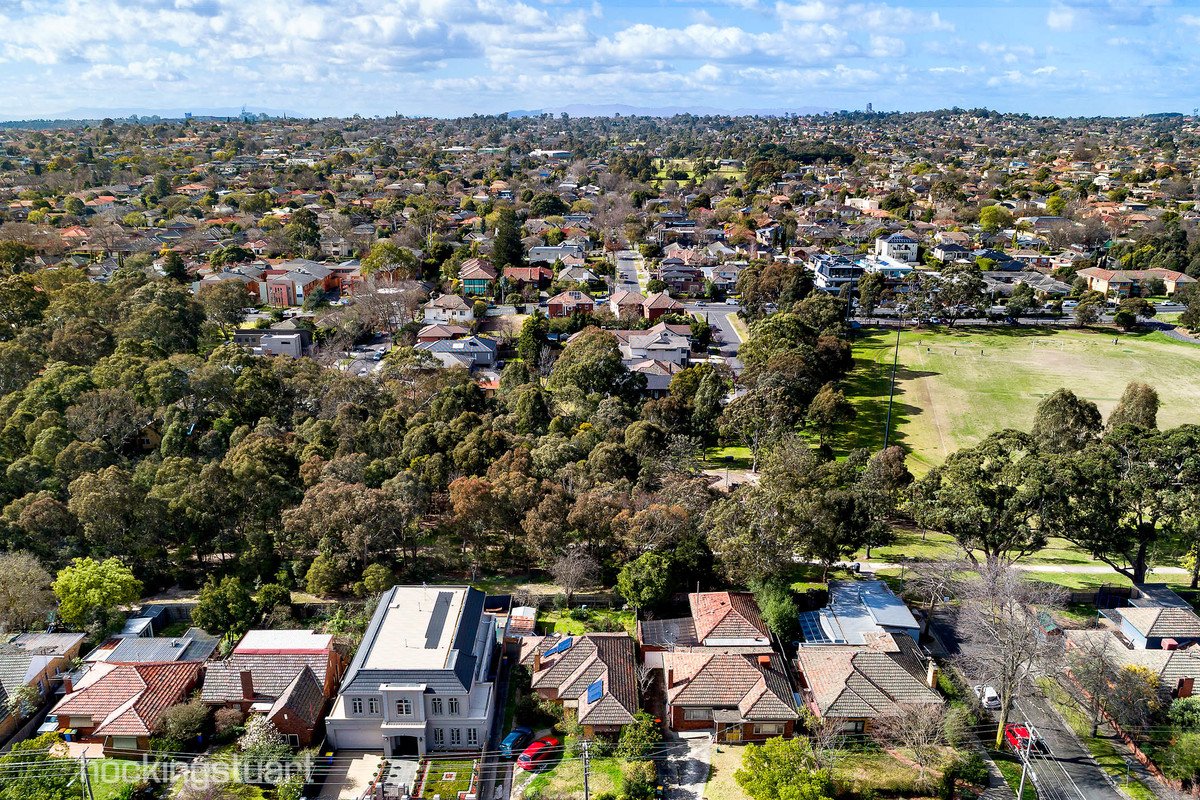 38 Bennett Parade, Kew East image 2