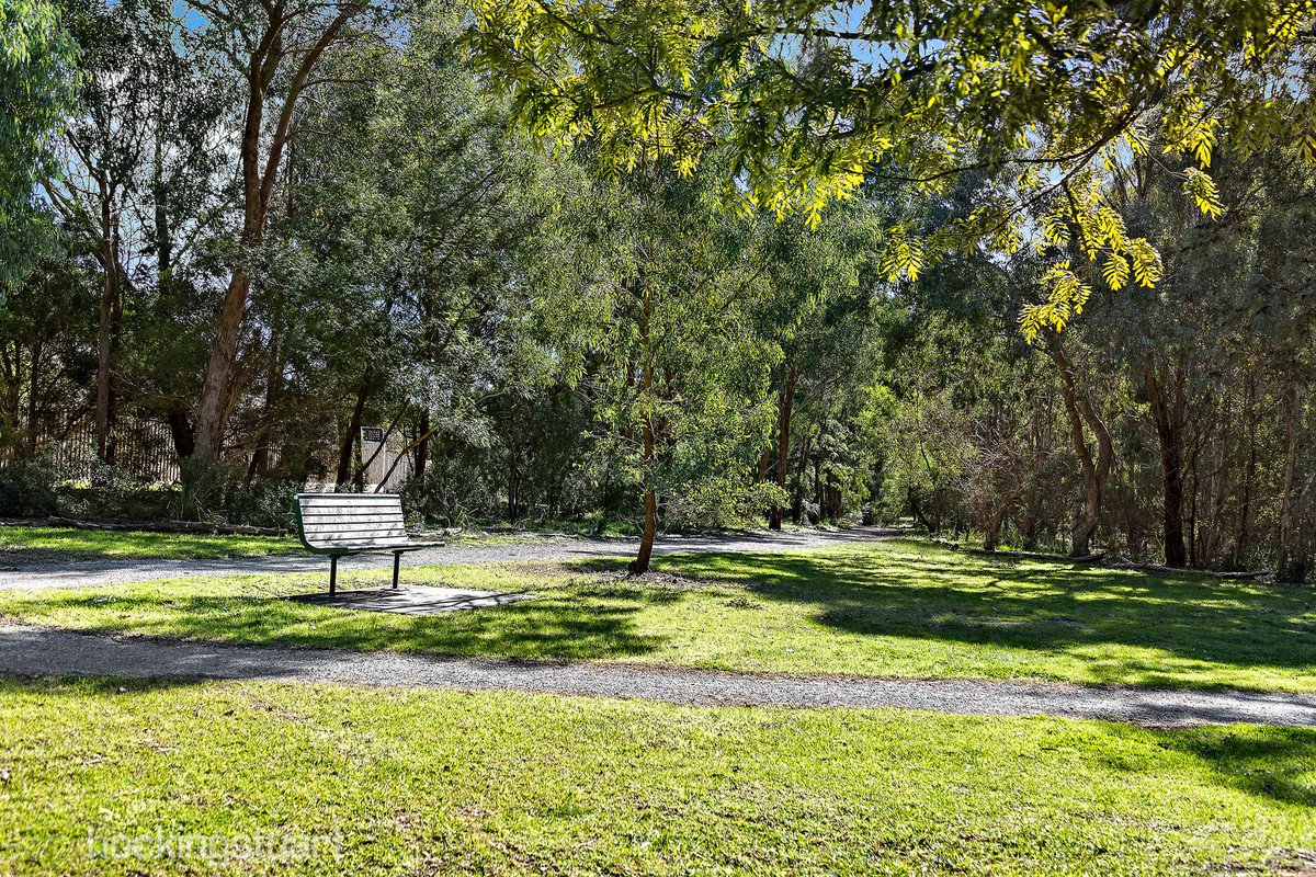 38 Bennett Parade, Kew East image 5