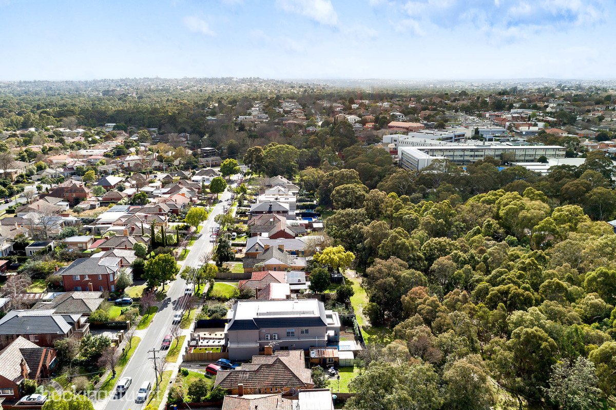 38 Bennett Parade, Kew East image 9