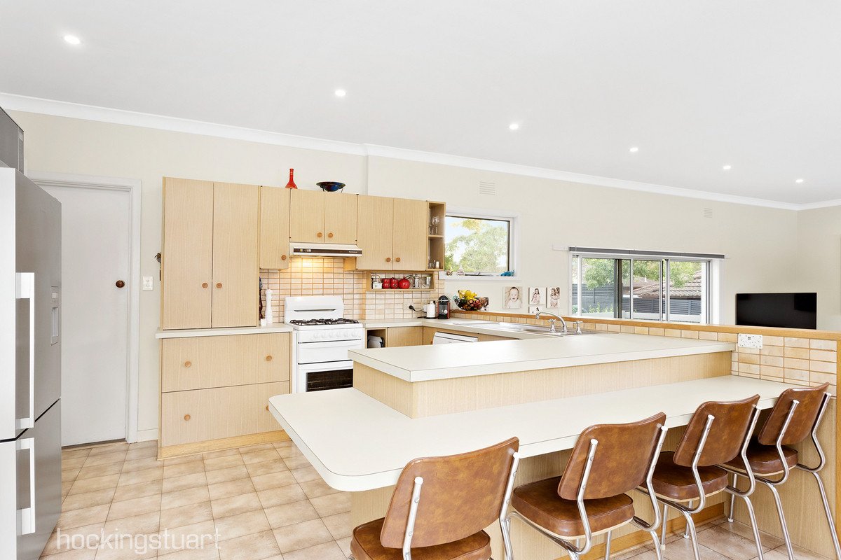 38 Boondara Road, Mont Albert North image 5