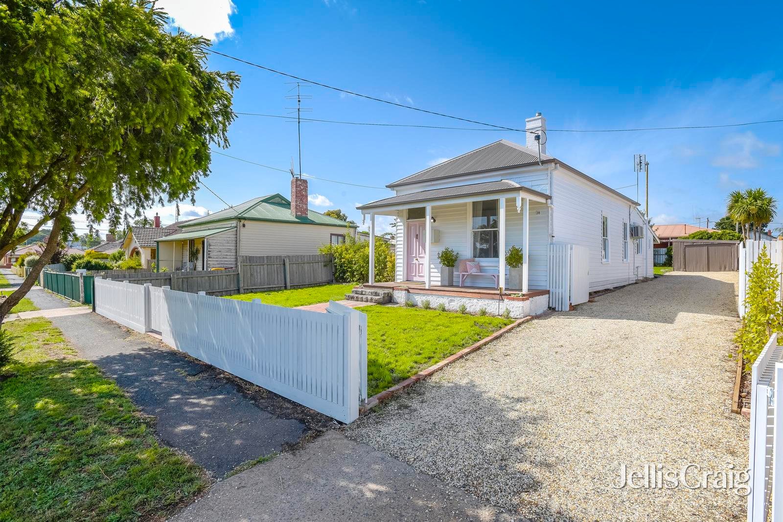 38 Bowen Street, Kyneton image 2
