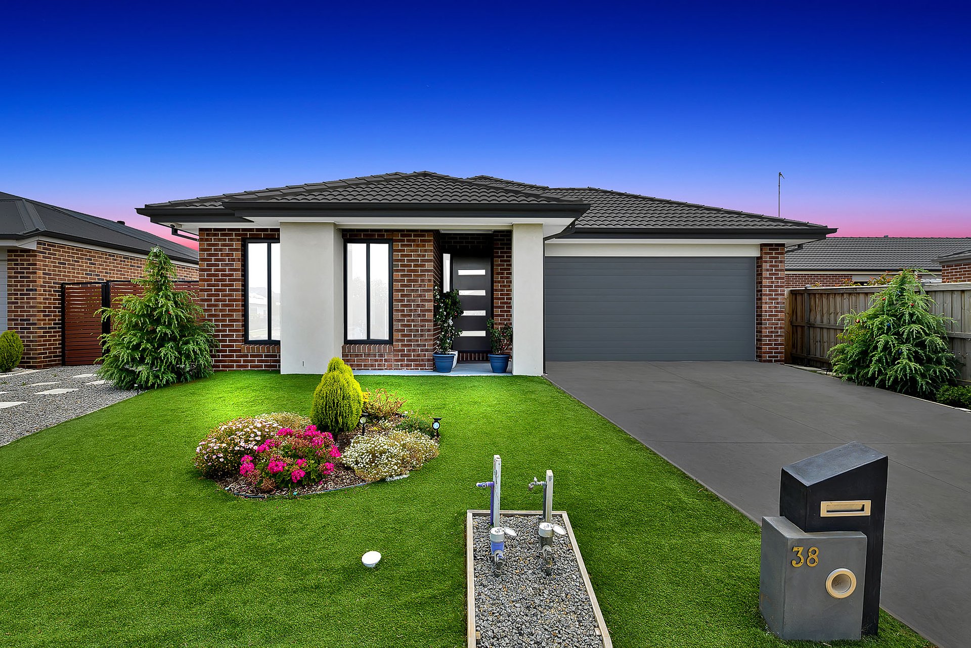 38 Bramley Avenue, Charlemont image 1