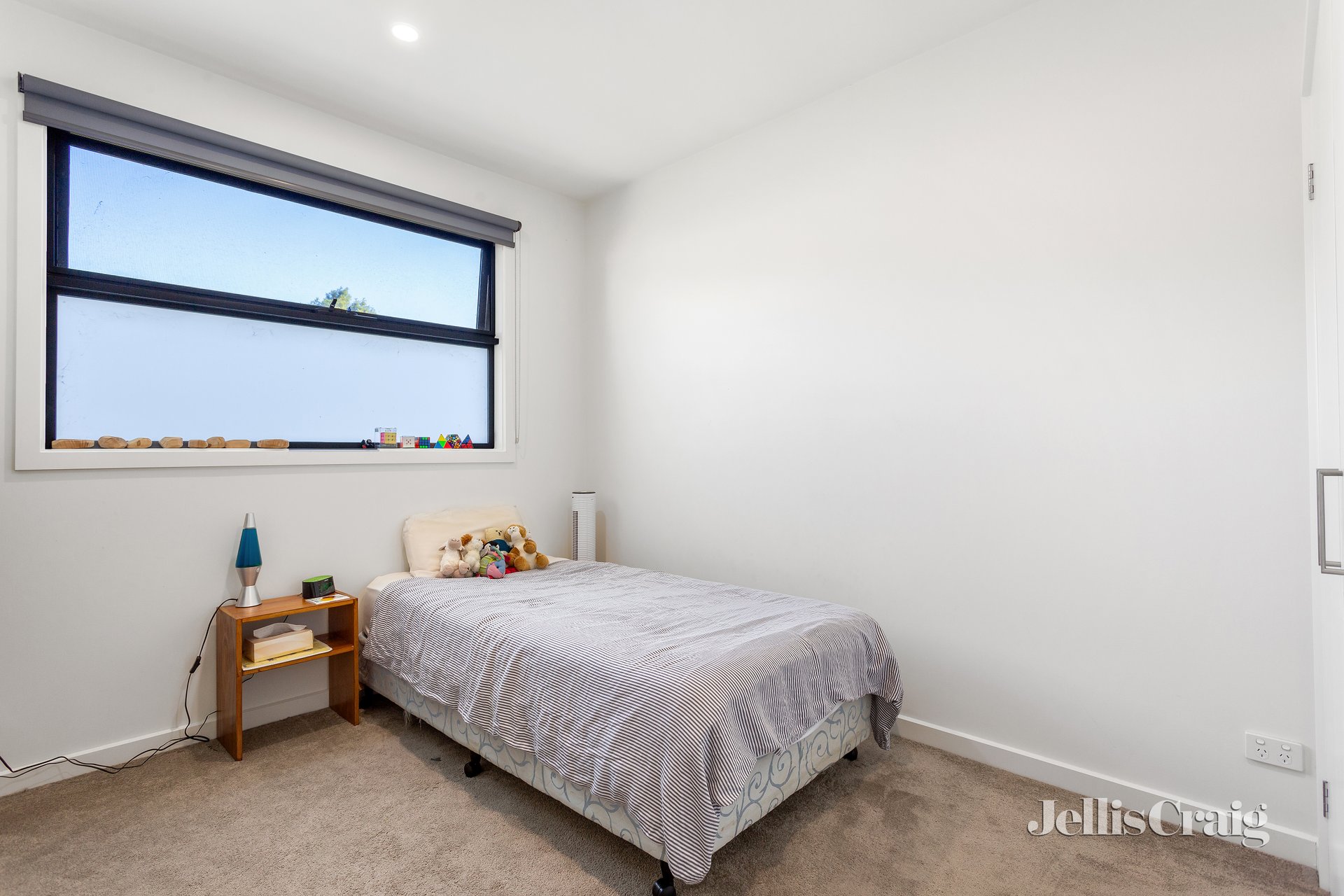 3/8 Brooks Crescent, Diamond Creek image 4