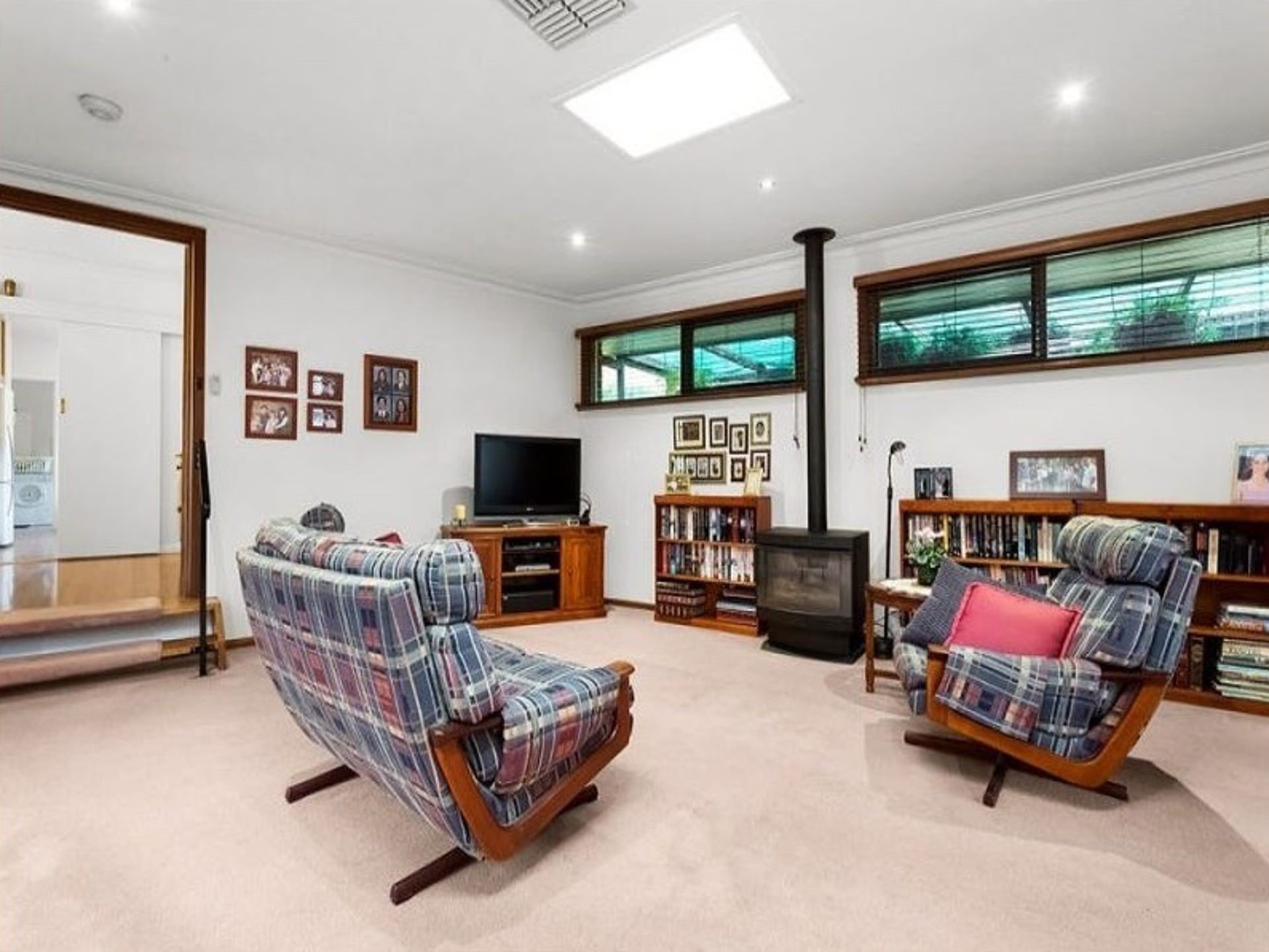 38 Bryson Grove, Templestowe Lower image 3