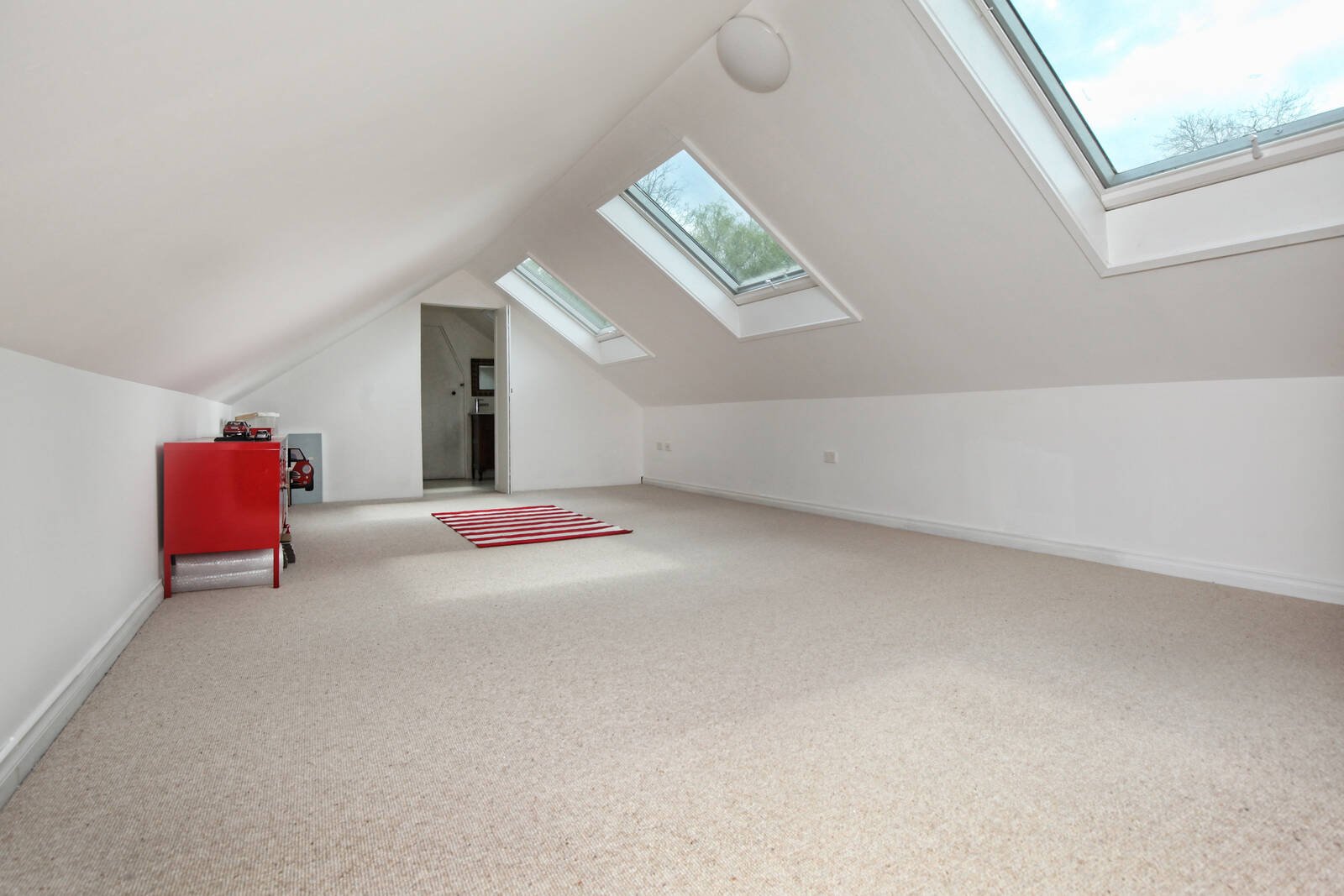 Property Gallery Thumbnail 19