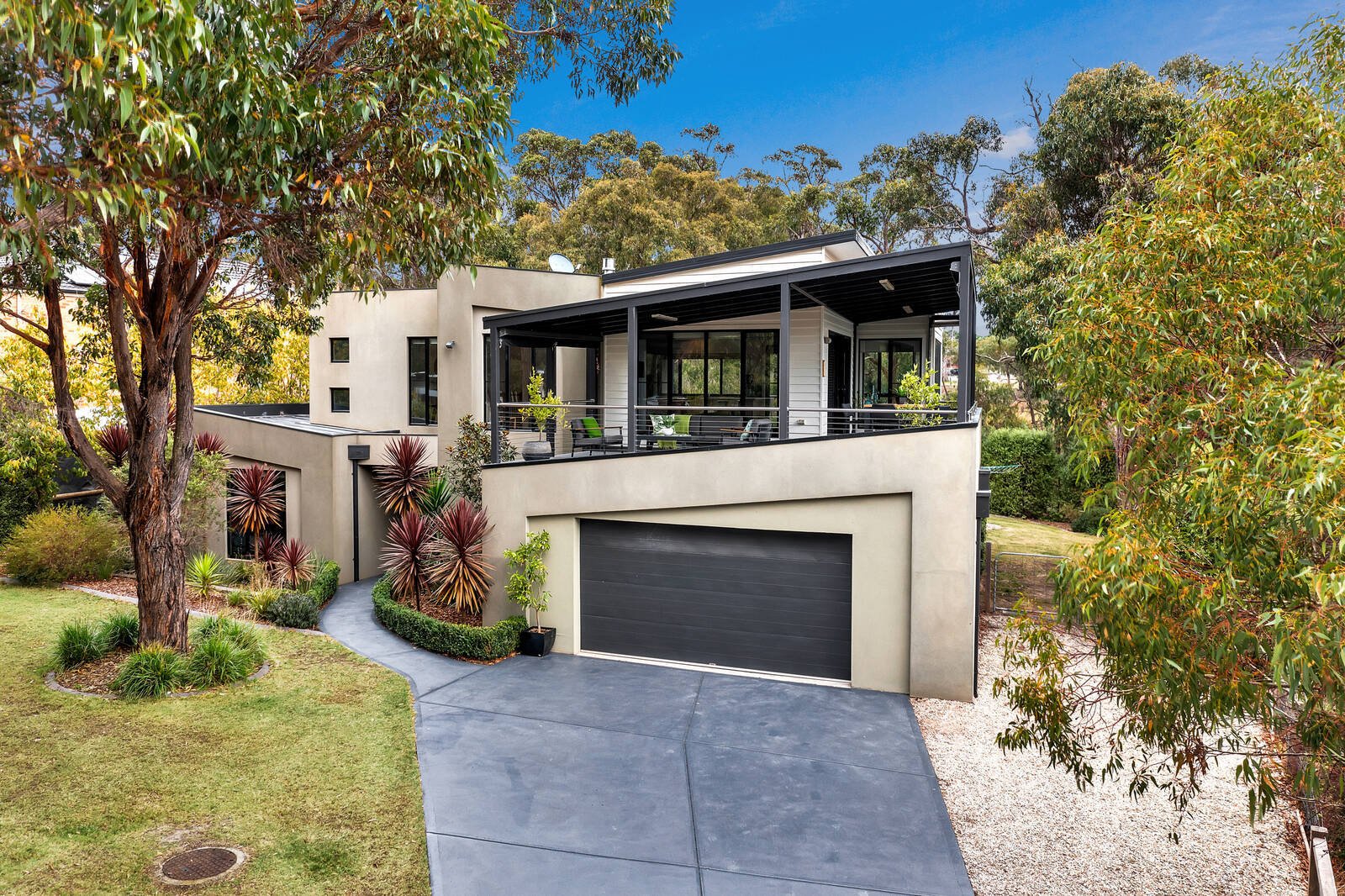 Property Gallery - Main Image