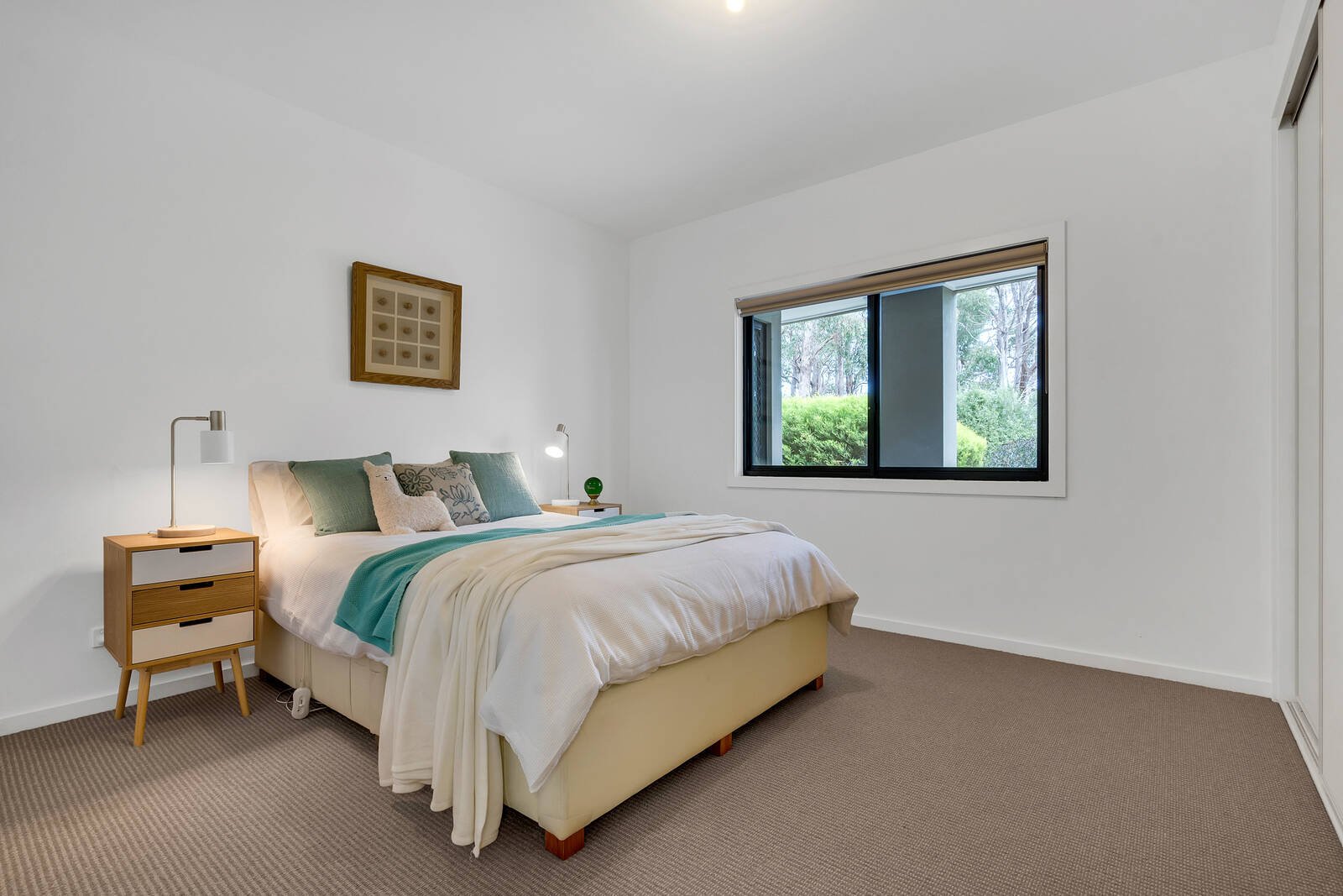 Property Gallery Thumbnail 11