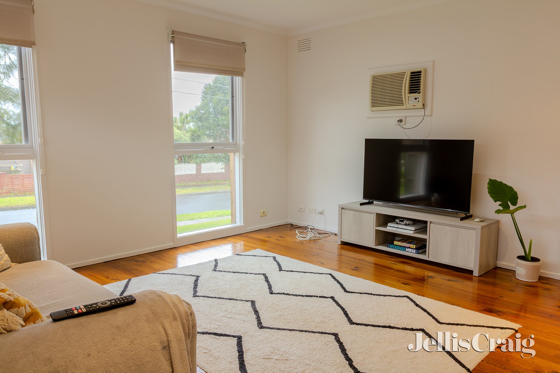 38 Darren Avenue, Bundoora image 3