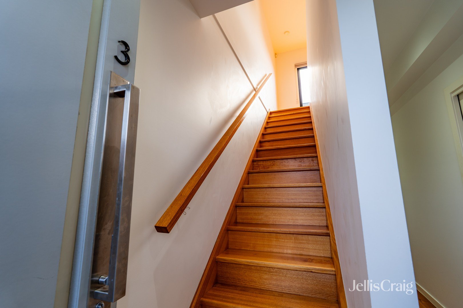 3/8 De Carle Street, Brunswick image 8