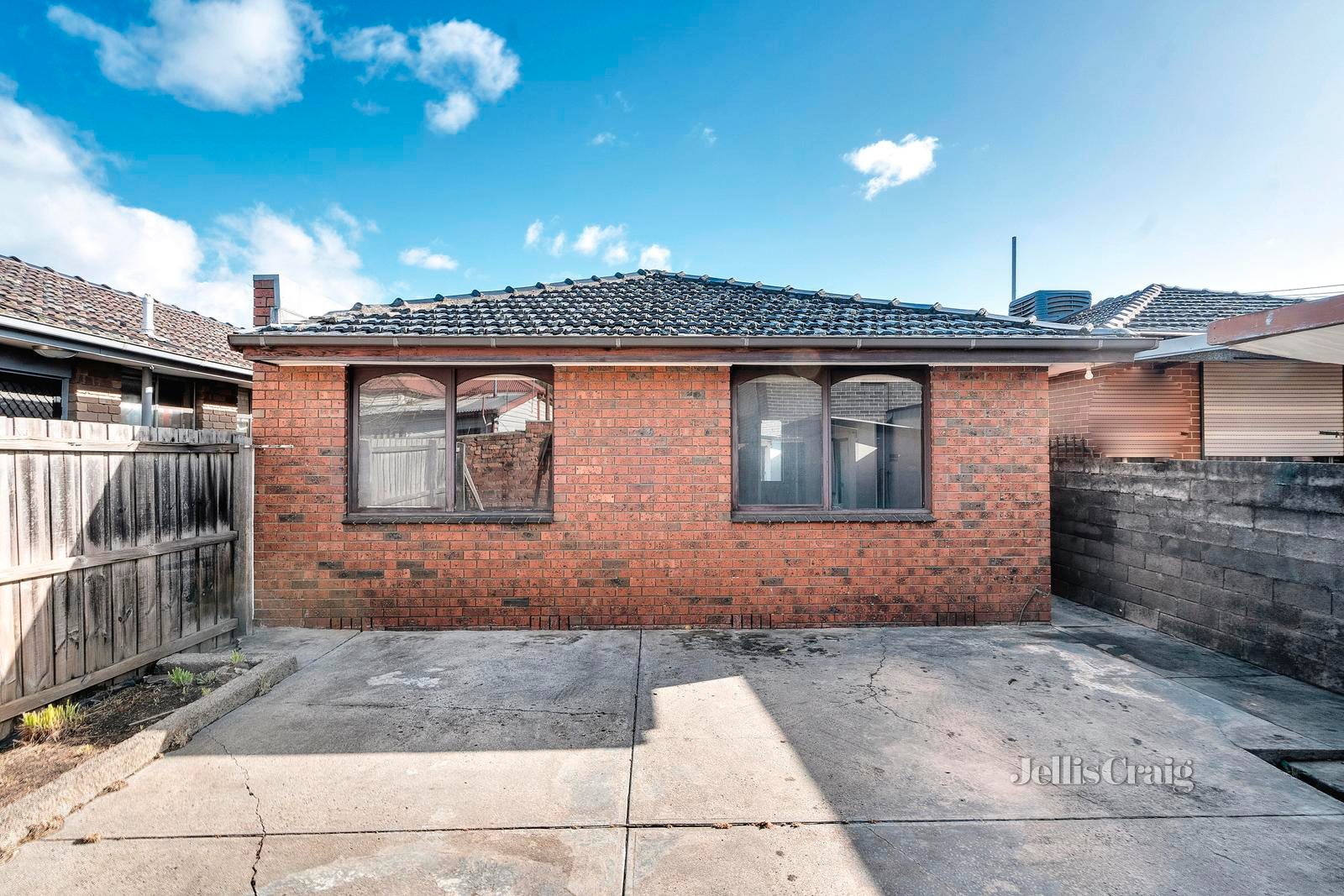 38 Deakin Street, Brunswick East image 8