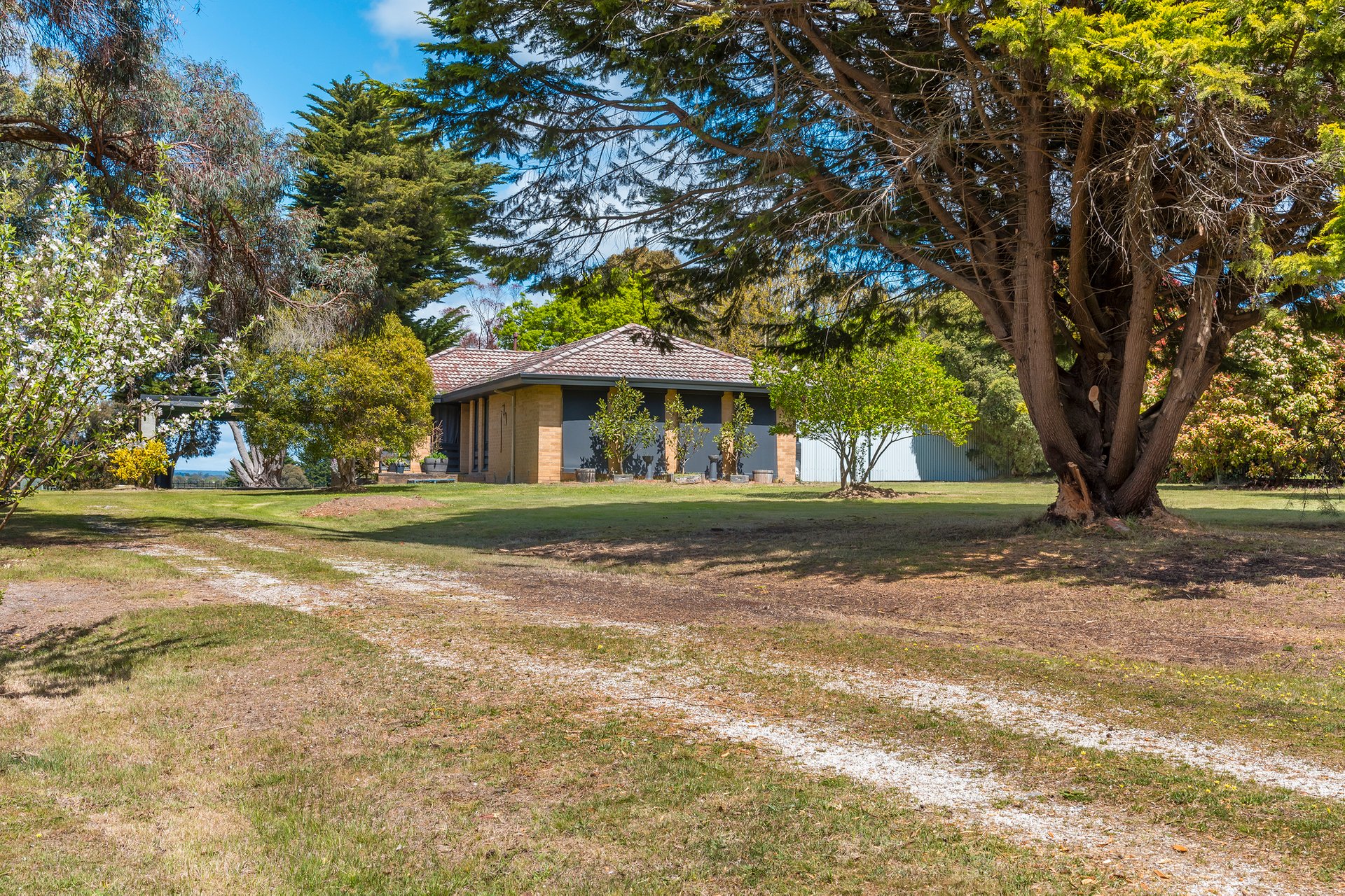 Property Gallery Thumbnail 2
