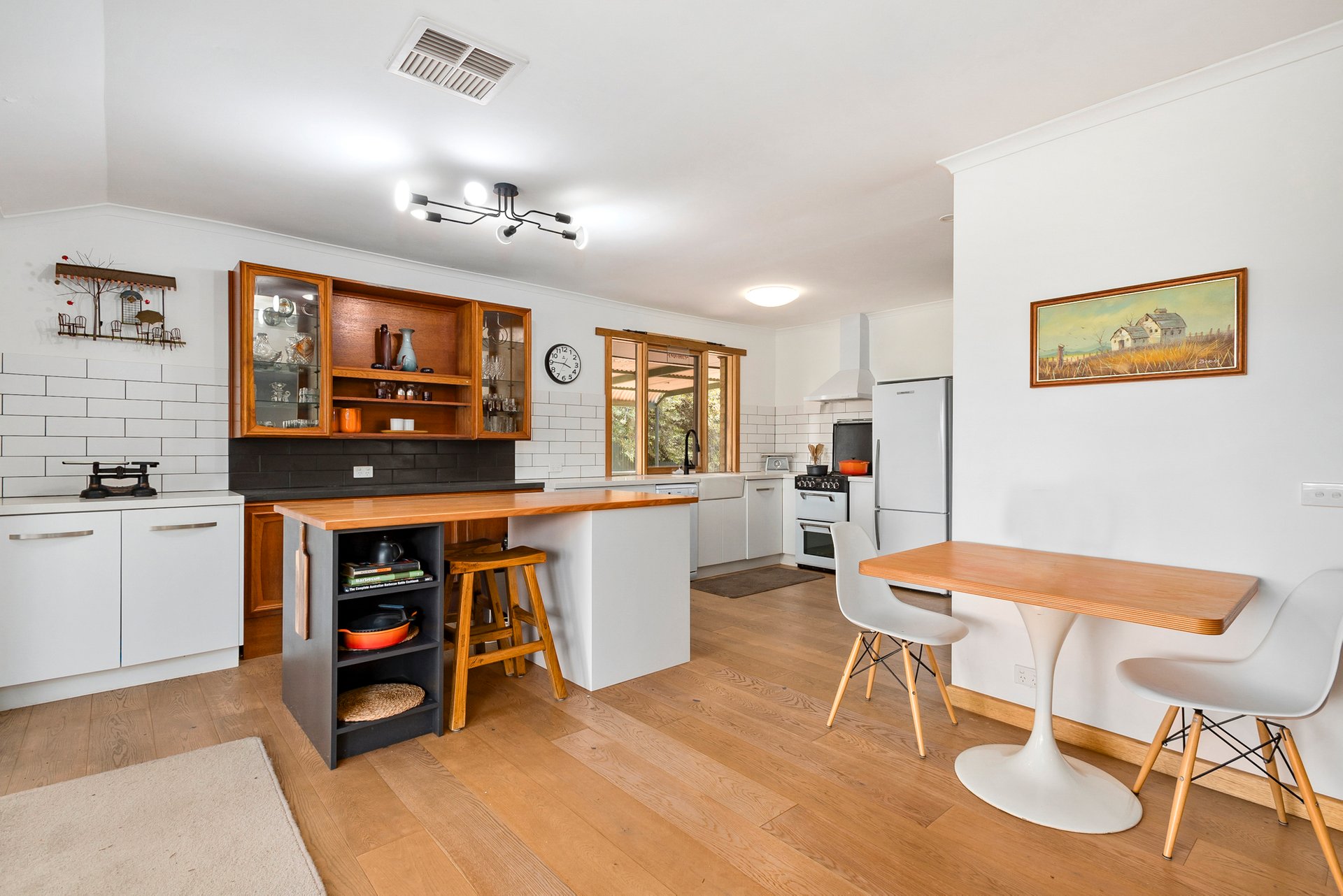 Property Gallery Thumbnail 3