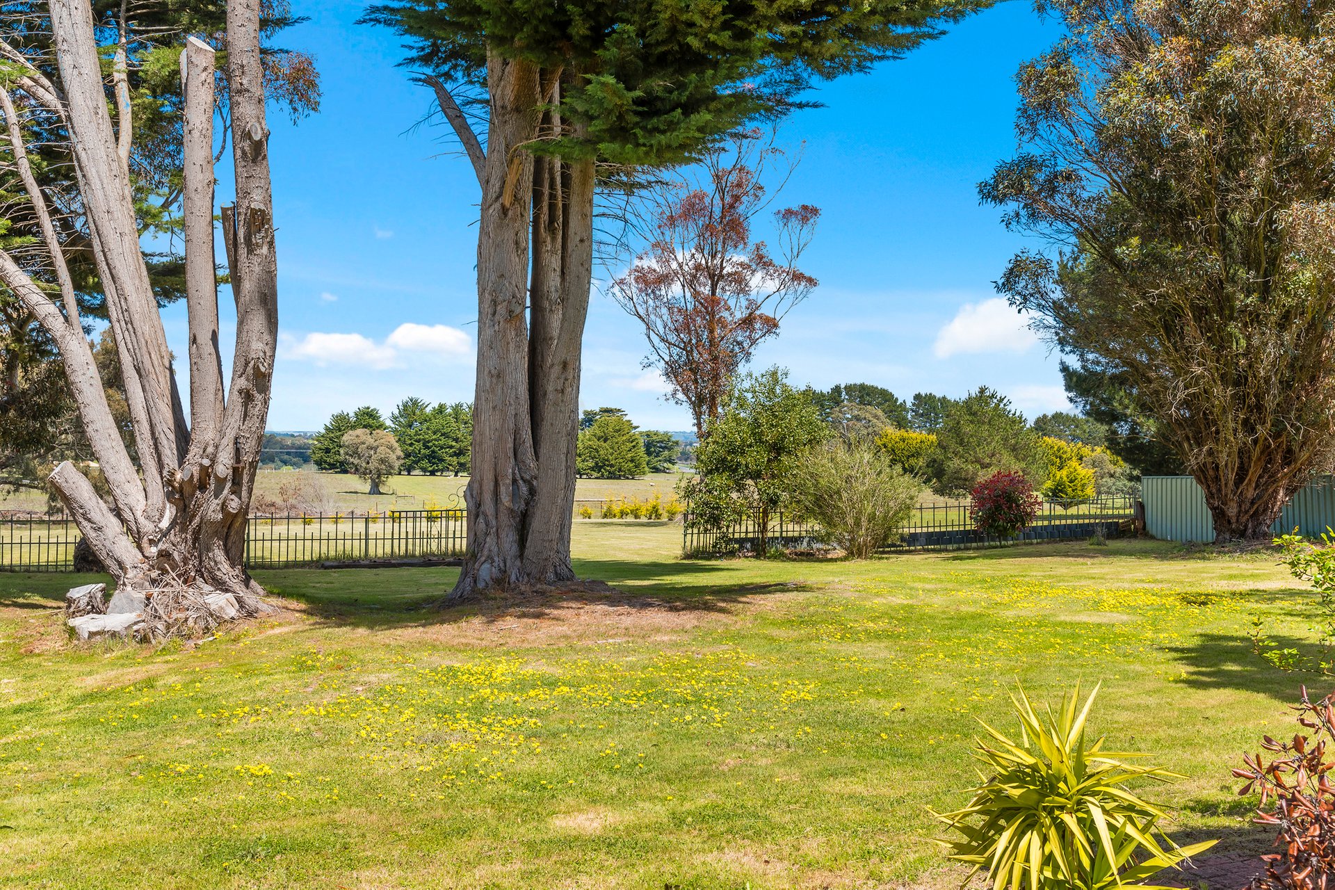 Property Gallery Thumbnail 14