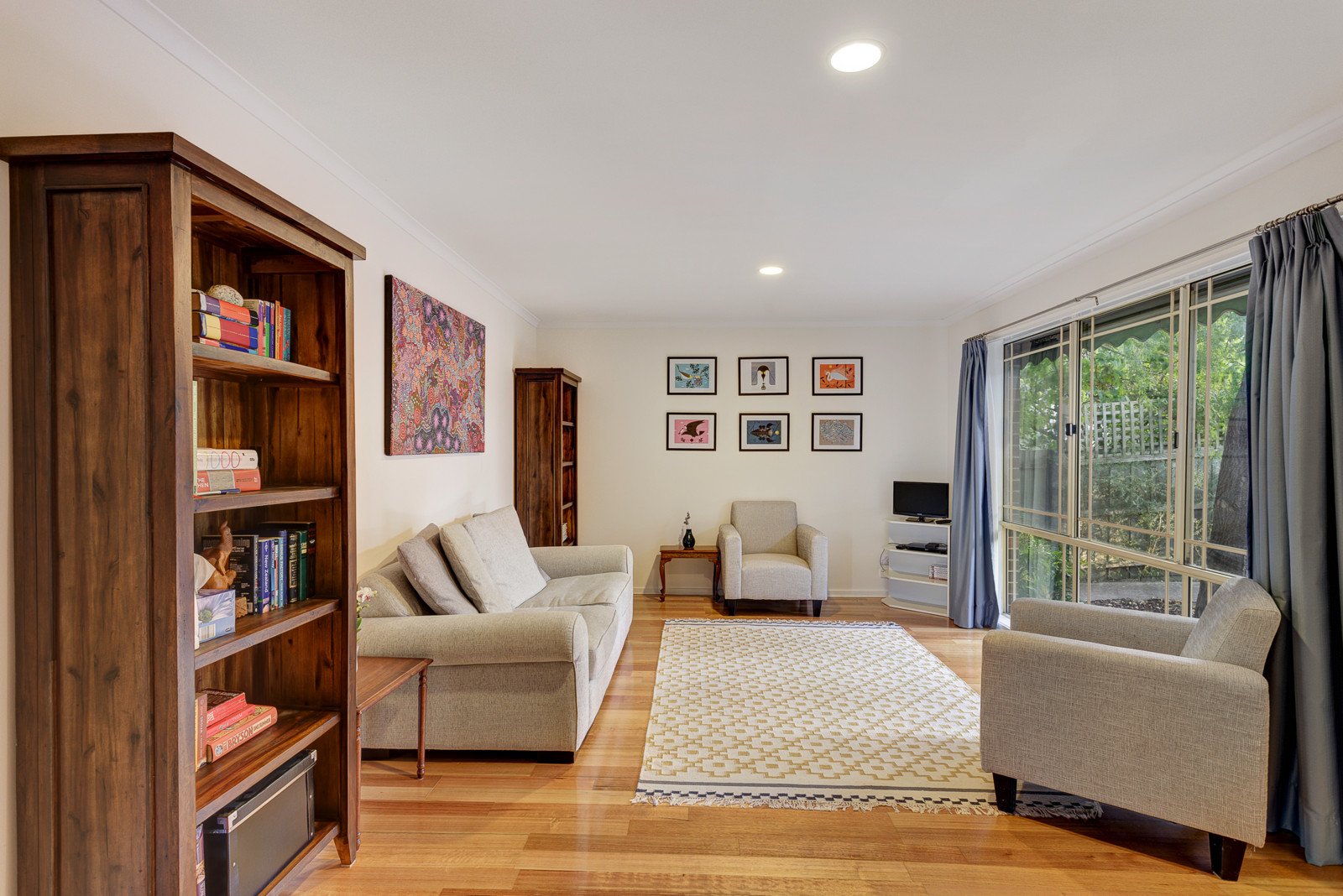 3/8 Edna Street, Mount Waverley image 5