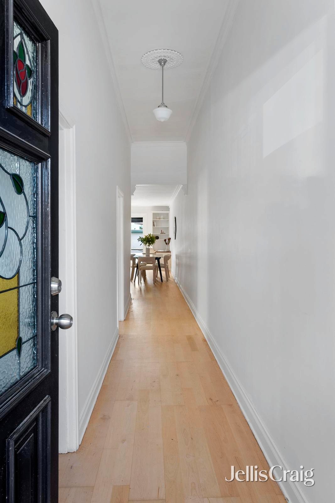 38 Elm Street, Northcote image 2