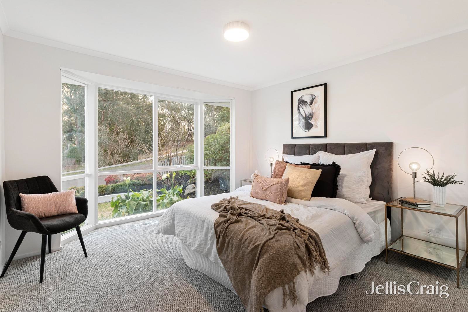 38 Eskdale Drive, Croydon Hills image 7
