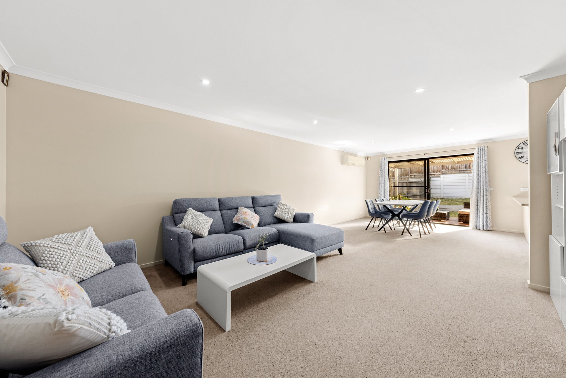 Property Gallery Thumbnail 3