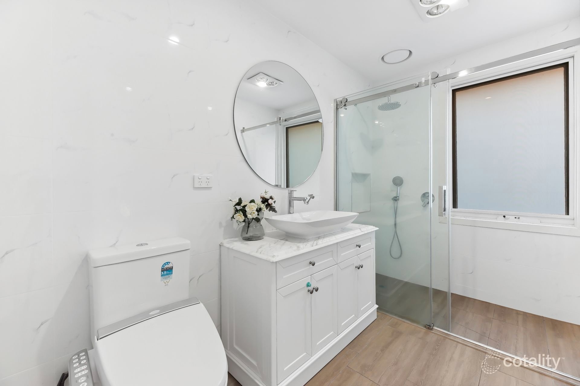 38 Excalibur Avenue, Glen Waverley ** 6 Month Lease ** image 7