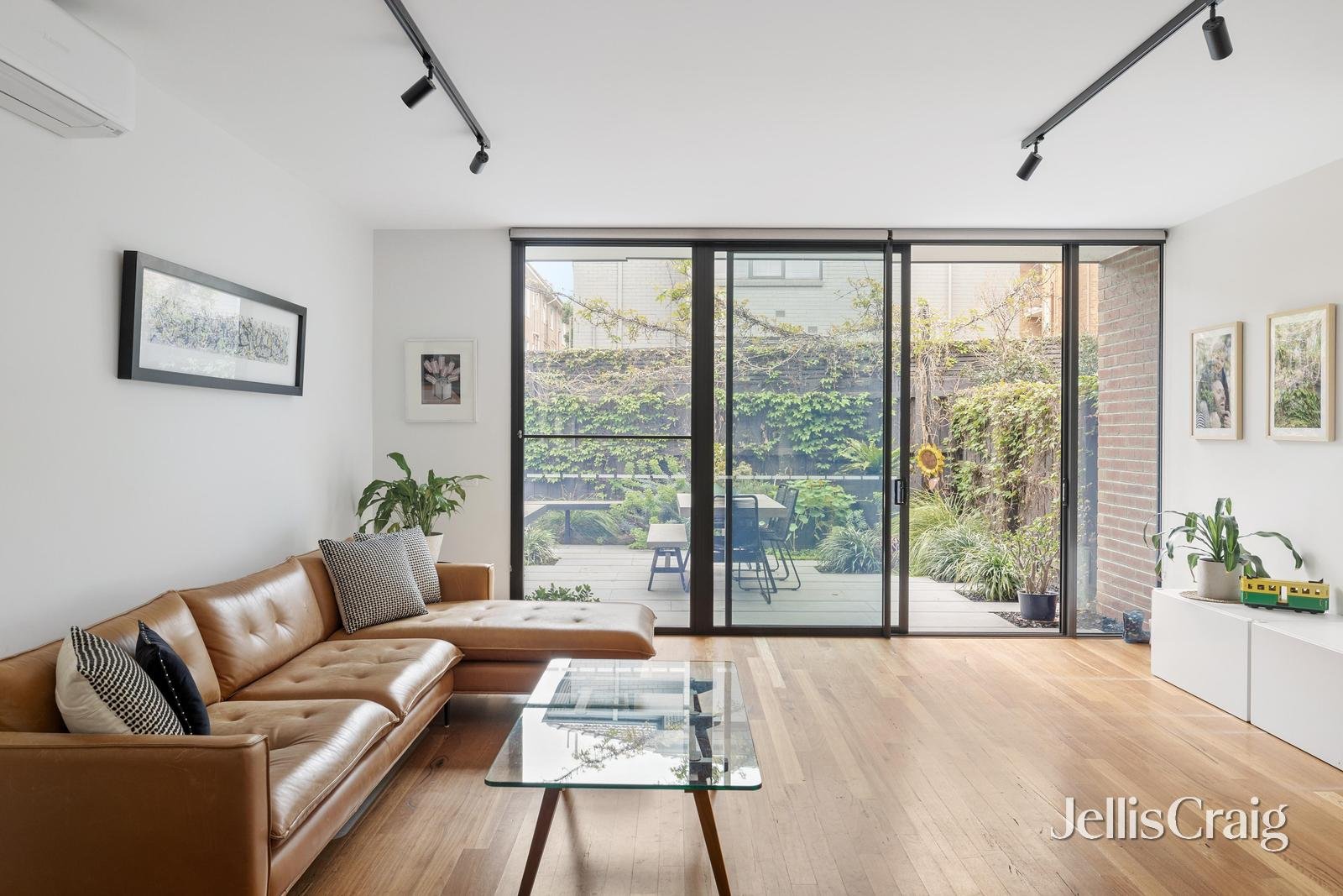38 Fletcher Street, Hawthorn East image 11