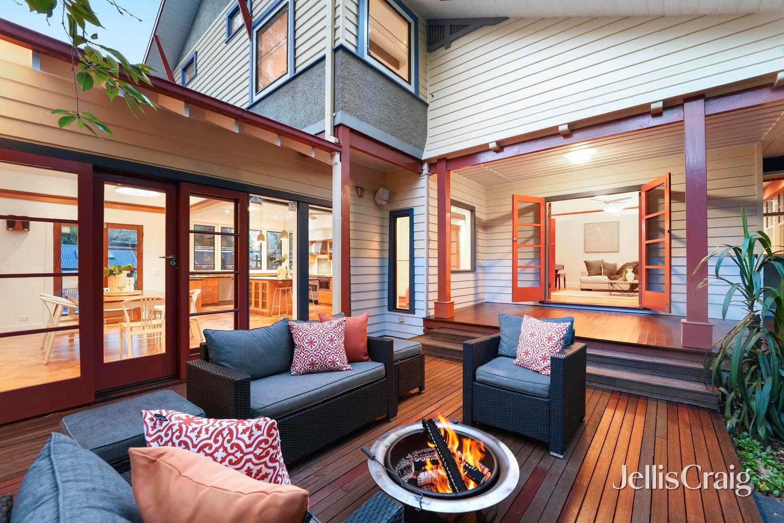 38 Fuchsia Street, Blackburn image 9