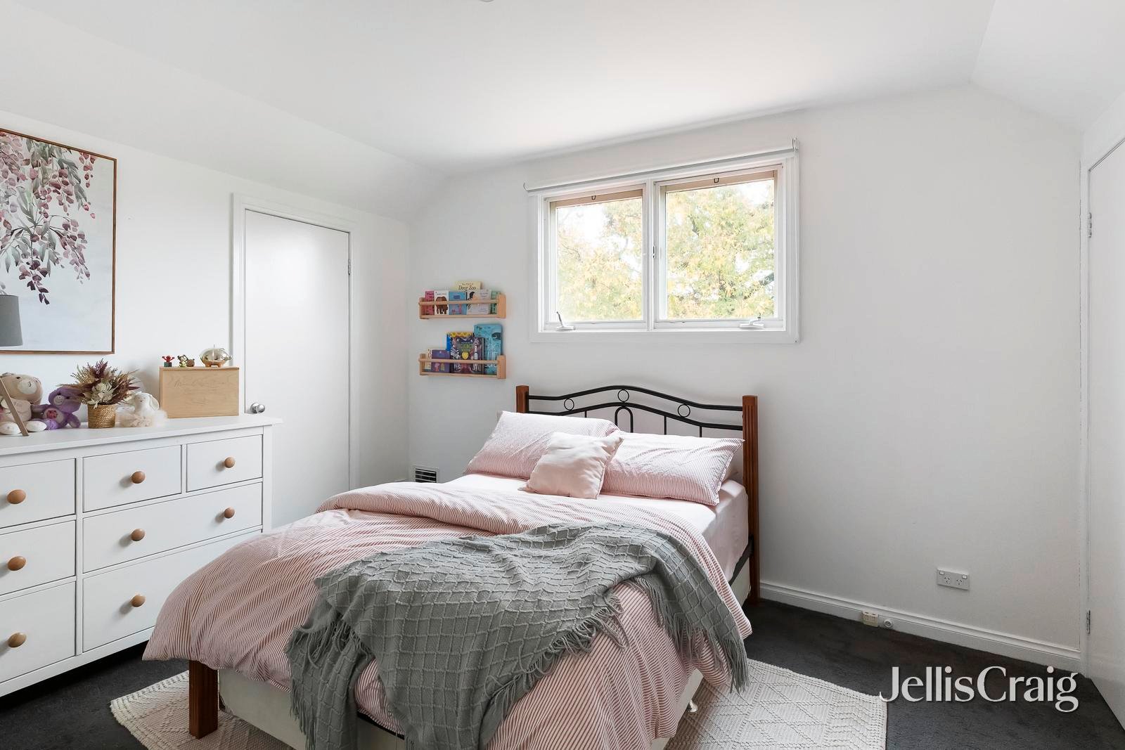 38 Gilbert Road, Ivanhoe image 10
