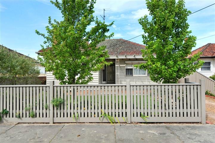 38 Grammar Street, Wendouree image 2