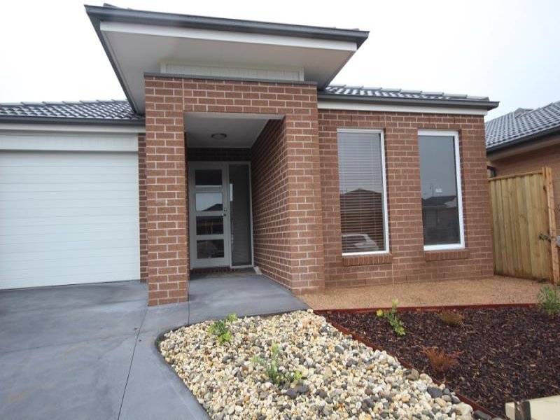 38 Granada Grove, Doreen VIC 3754