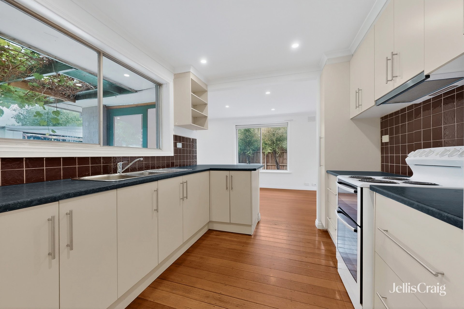 38 Green Gully Road, Keilor image 3