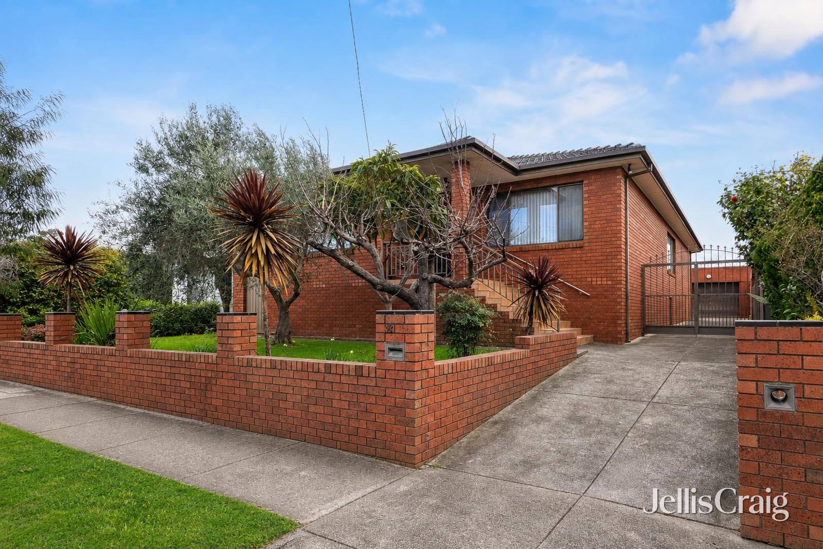 38 Halpin Street, Brunswick&nbsp;West image 1