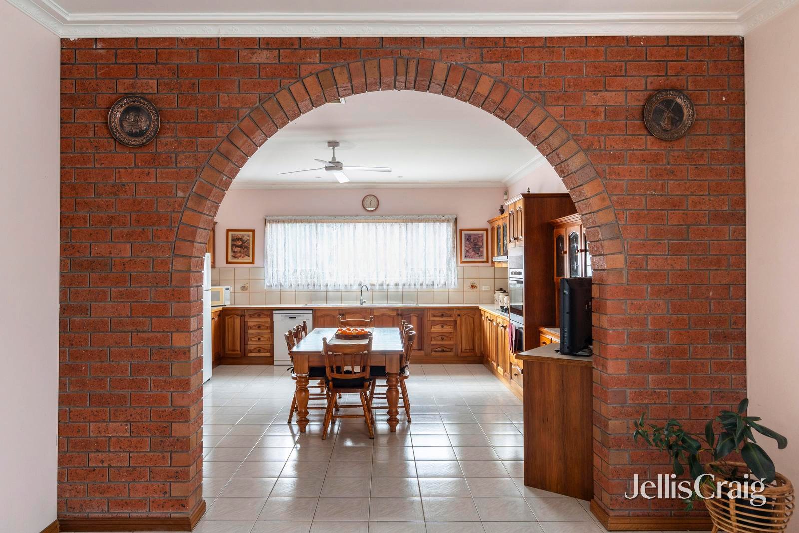 38 Halpin Street, Brunswick&nbsp;West image 5