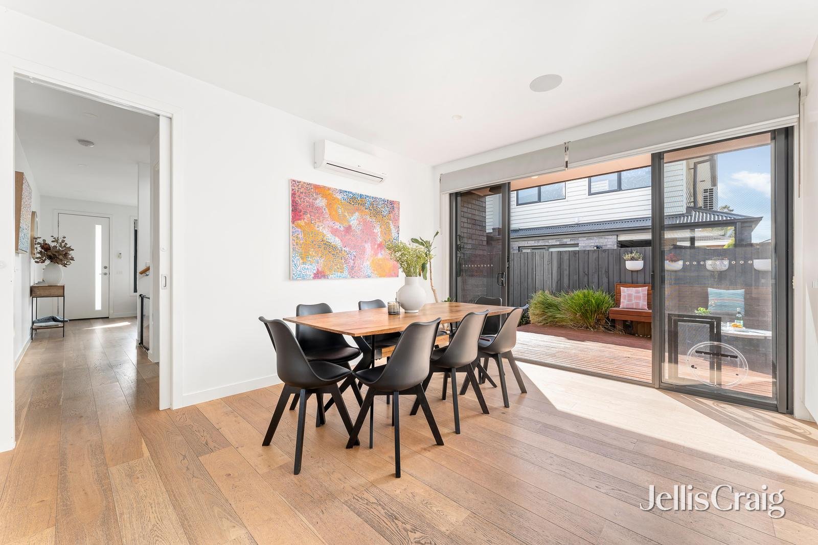 38 Hendren Avenue, Altona North image 5