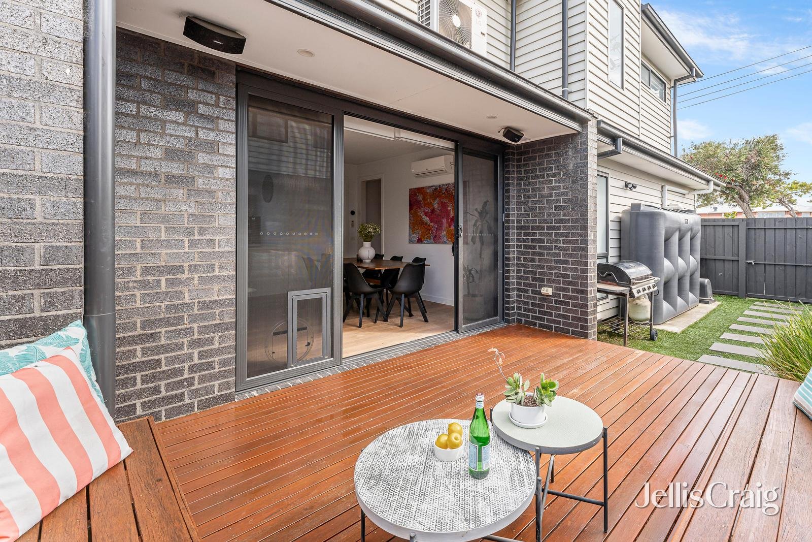 38 Hendren Avenue, Altona North image 7
