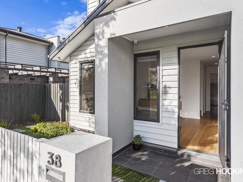 38 Hendren Avenue, Altona North image 3