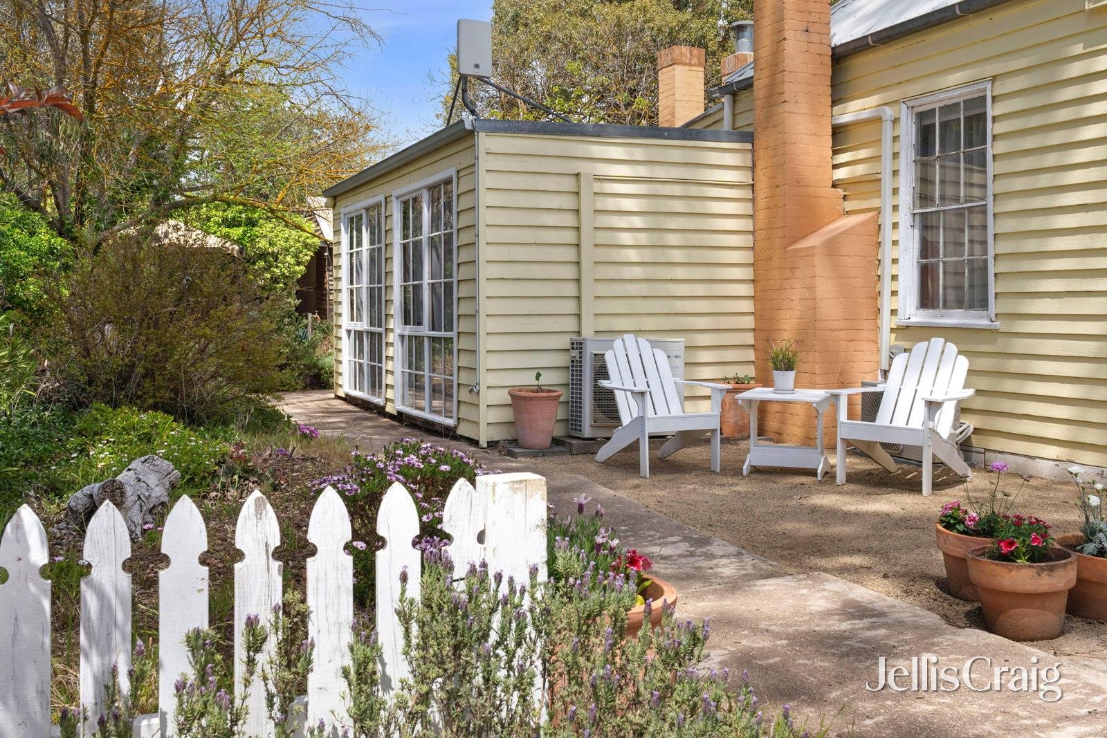 38 Hilliers Street, Newstead image 2