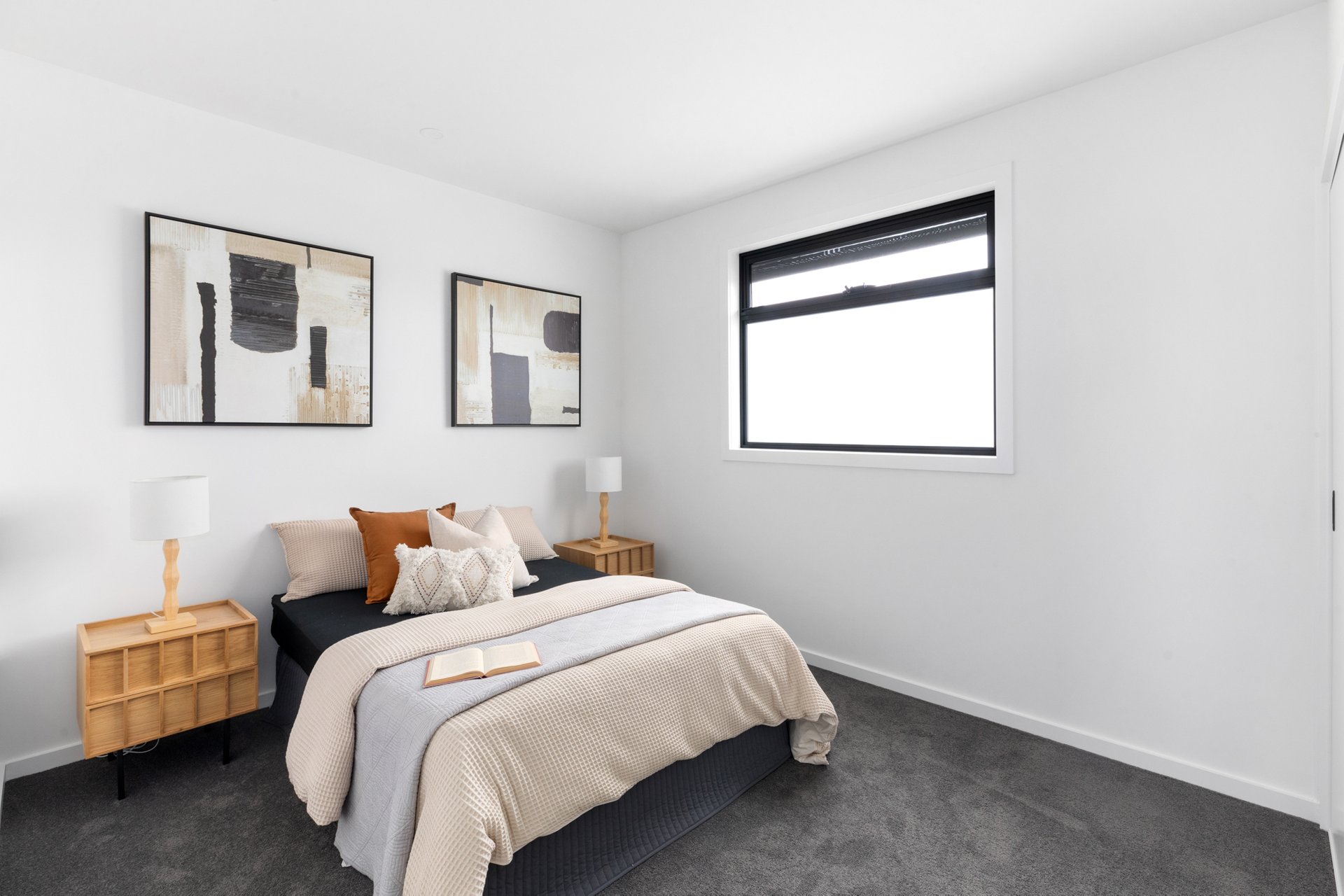 Property Gallery Thumbnail 6