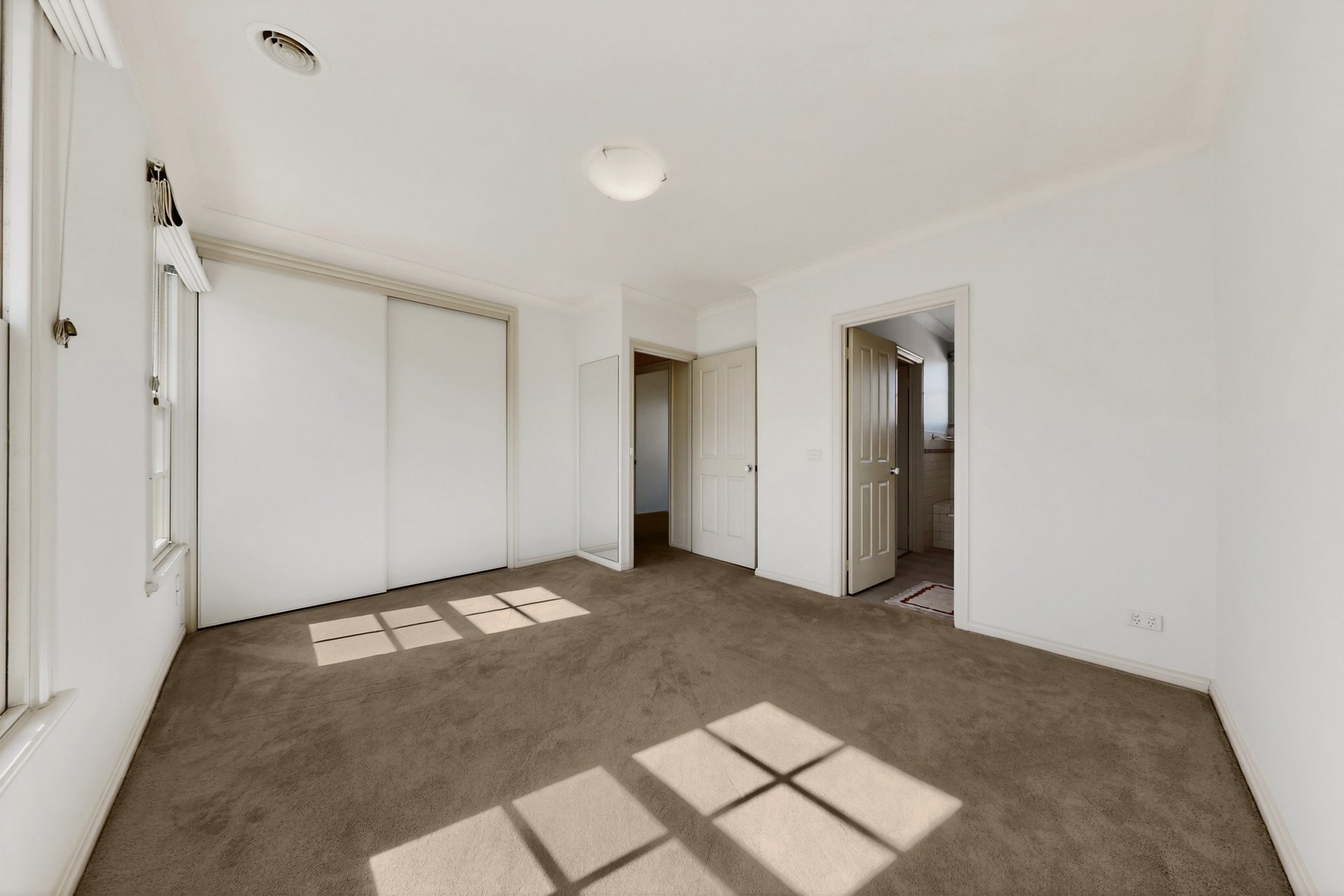3/8 James Street, Glen&nbsp;Huntly image 6