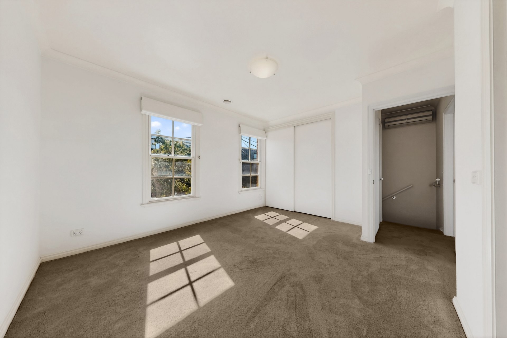 3/8 James Street, Glen&nbsp;Huntly image 7